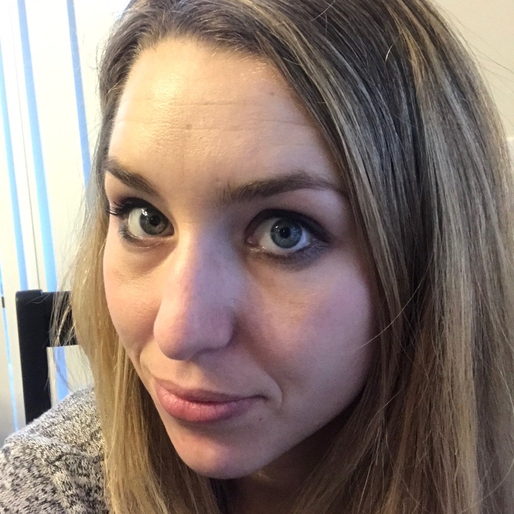 Meet your Posher, Amanda